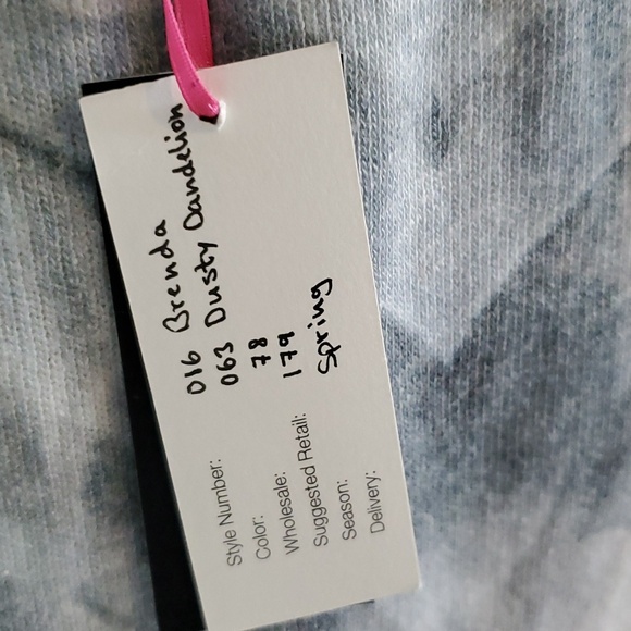 Joanne Beck 3/4 sleeve womens top size S blue & off white new with tags - Picture 4 of 8